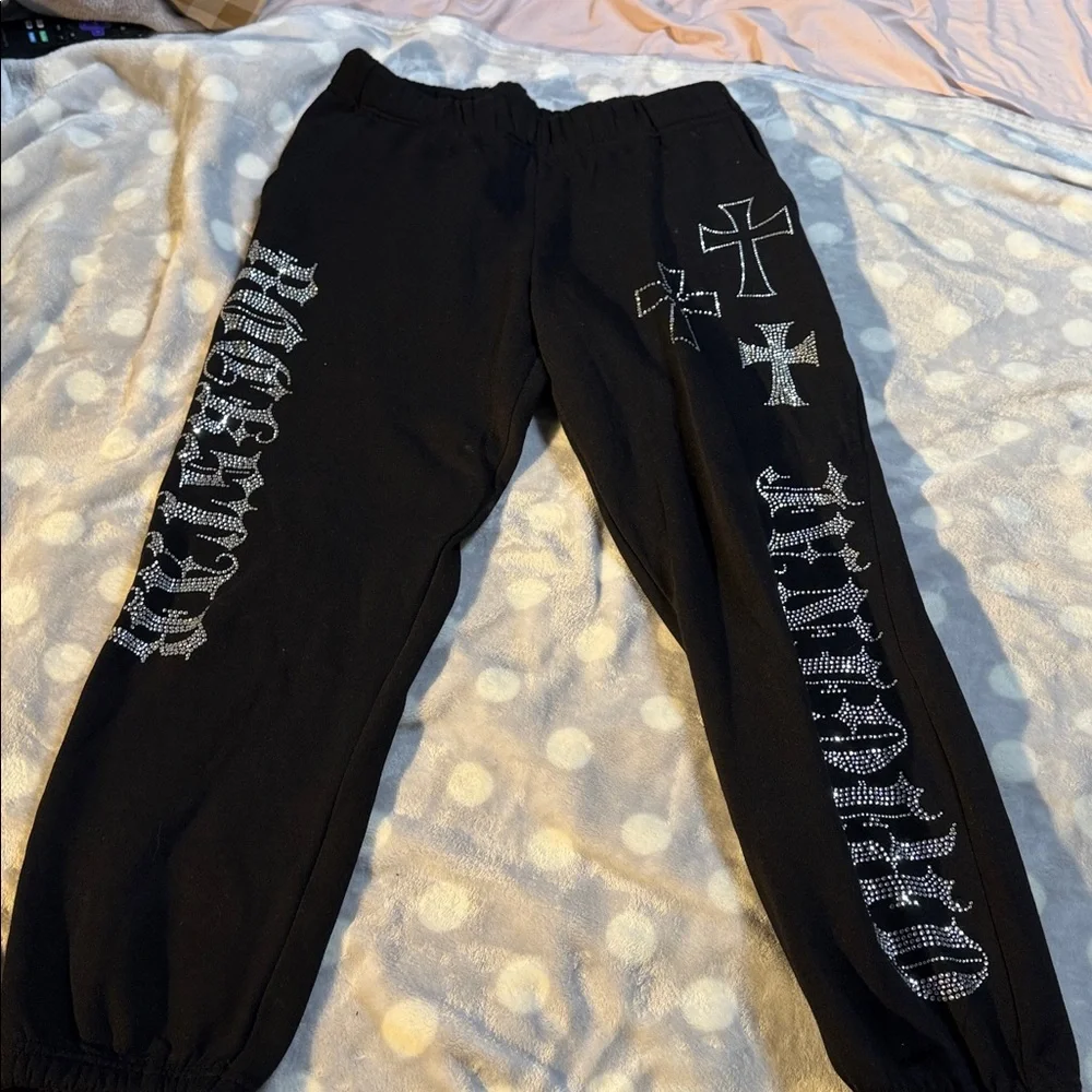 Sweatsuit - Picture 3 of 10